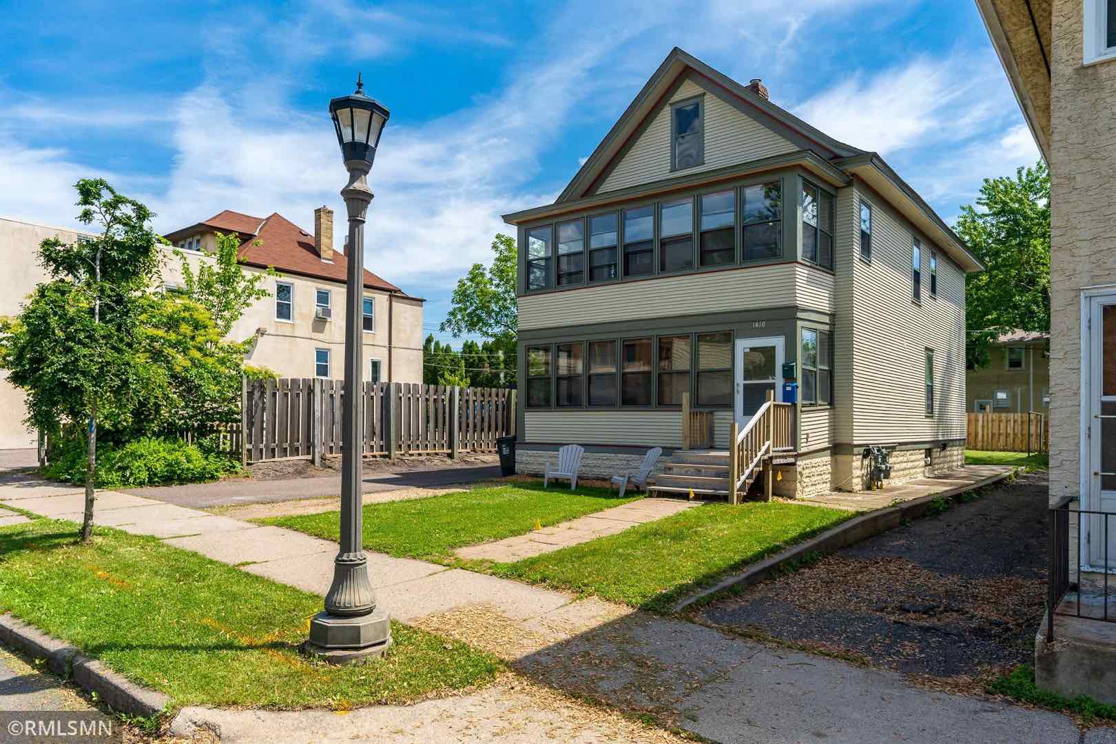 Duplexes & Triplexes for sale in the Merriam Park neighborhood of St